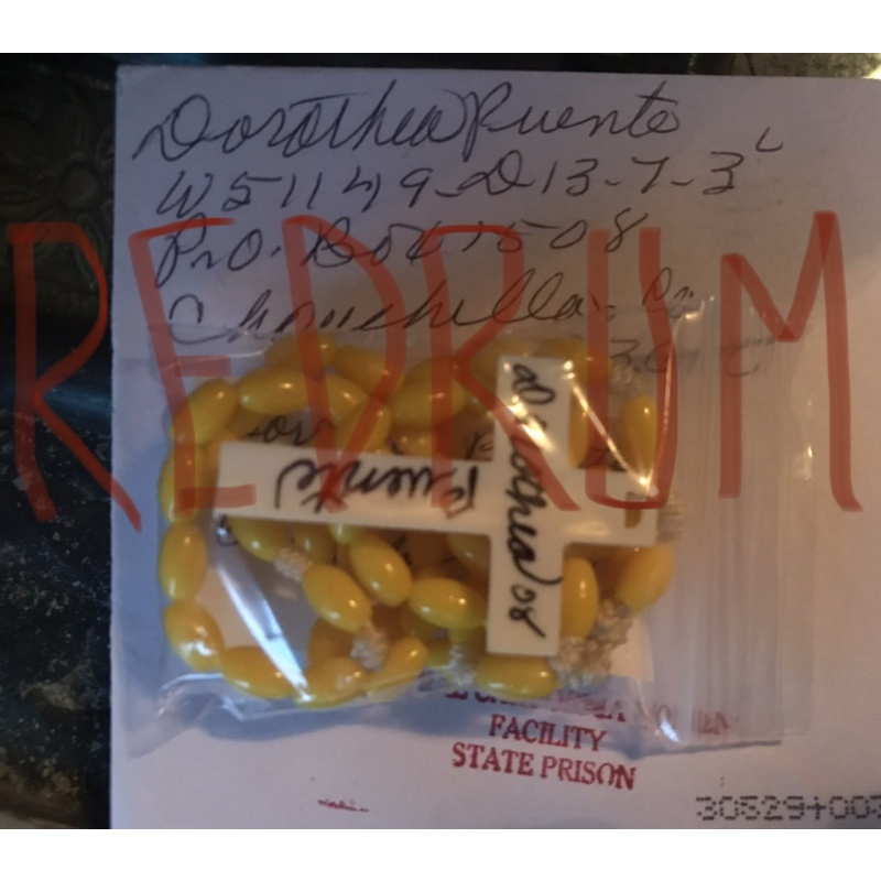 Deceased - Dorothea Puente handmade yellow beaded signed rosary with original labels and envelope from 2008