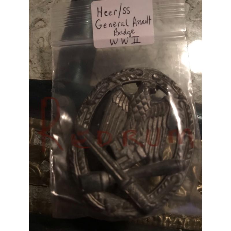 Original WWII General Assault Heer/SS badge German eagle with swatsika from 1940
