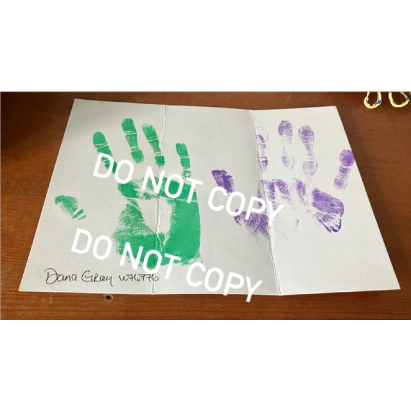 Convicted serial killer Dana Sue Gray signed hand prints